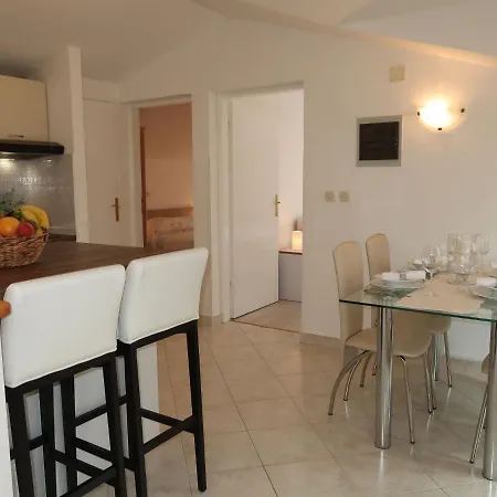 Apartment Marinella - Lbn120 By Interhome